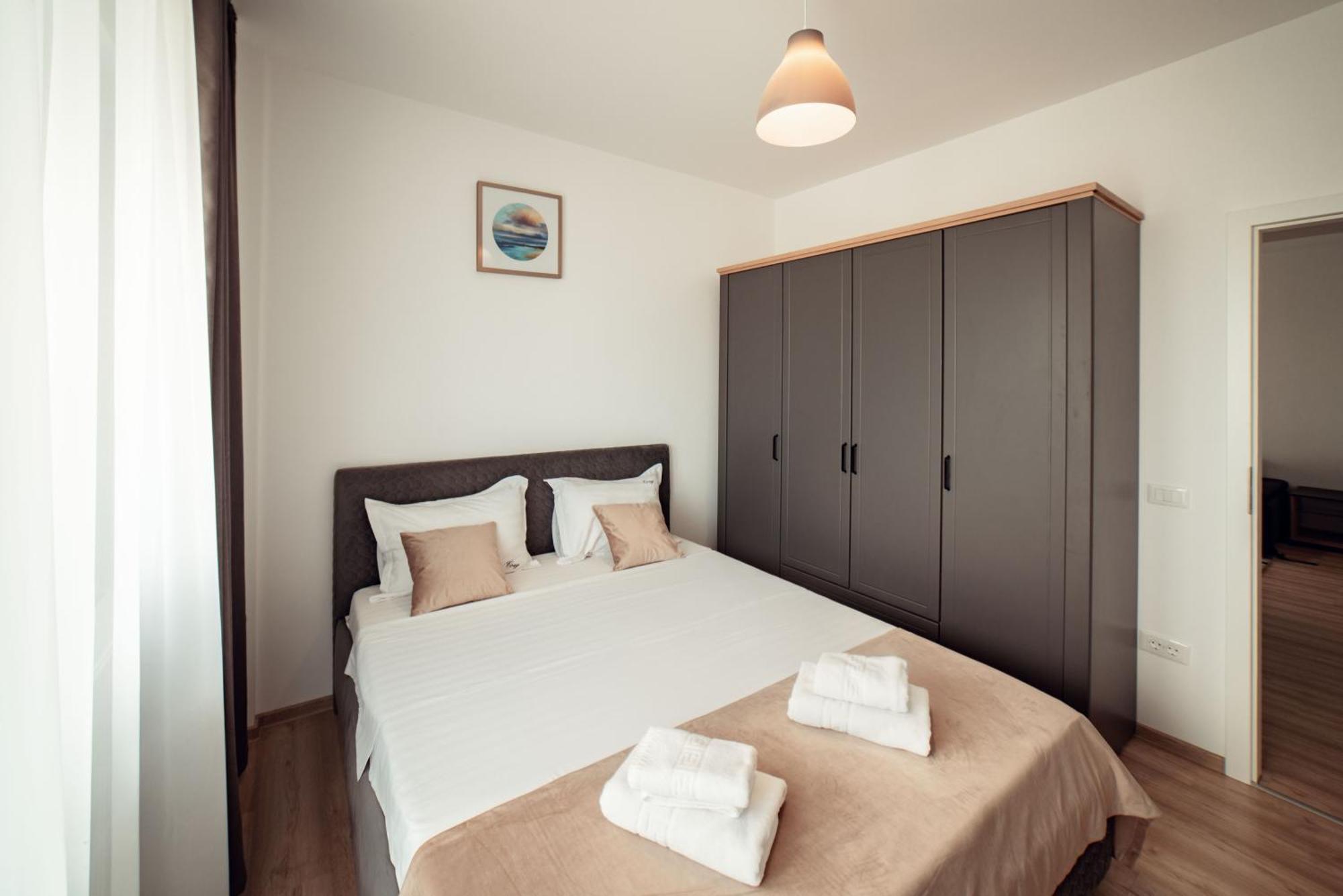 Cozy Collection Apartments At Palas Mall ياش المظهر الخارجي الصورة